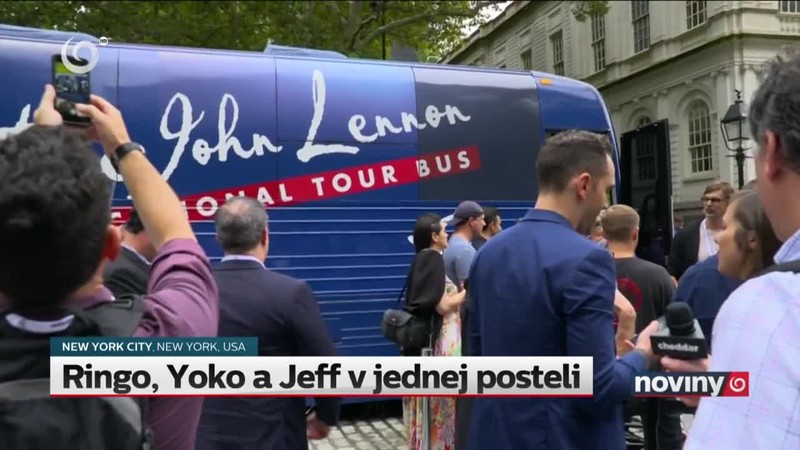 Ringo, Yoko a Jeff v jednej posteli