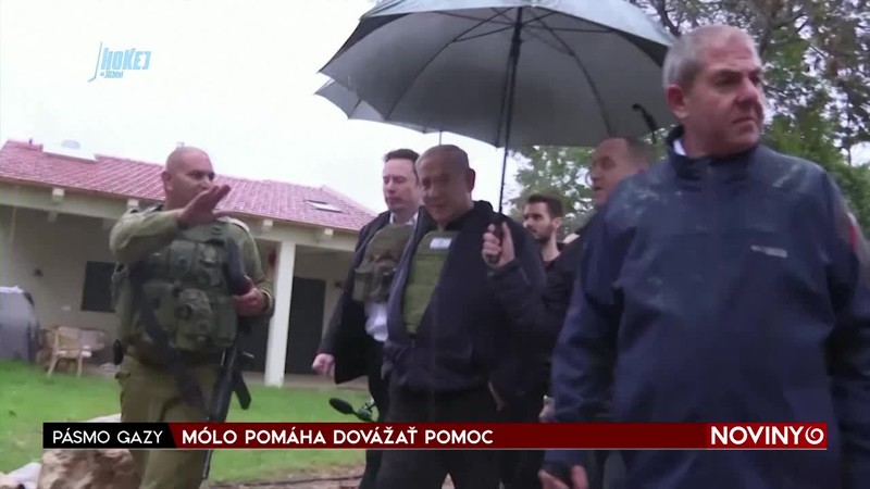 MÓLO POMÁHA DOVÁŽAŤ POMOC