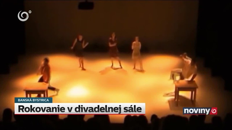 Rokovanie v divadelnej sále