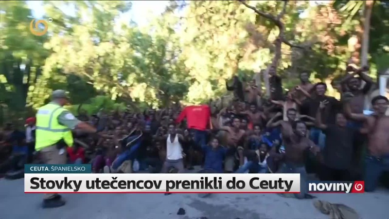 Stovky utečencov prenikli do Ceuty