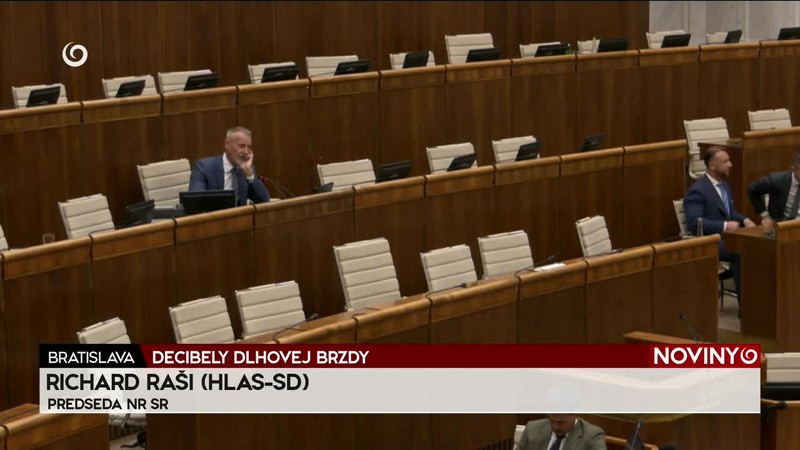 DECIBELY DLHOVEJ BRZDY