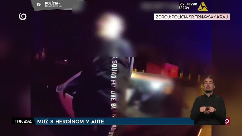 MUŽ S HEROÍNOM V AUTE