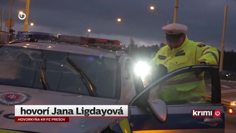 Policajné auto na streche