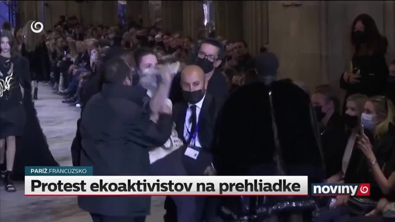 Protest ekoaktivistov na prehliadke