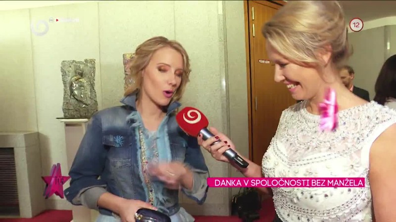 DANKA V SPOLOČNOSTI BEZ MANŽELA