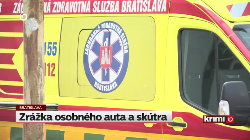 Zrážka osobného auta a skútra