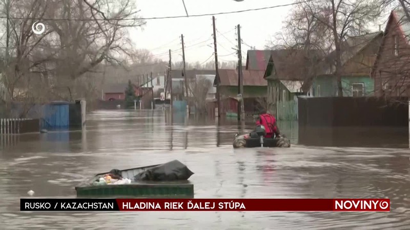 KAZACHSTAN / HLADINA RIEK ĎALEJ STÚPA