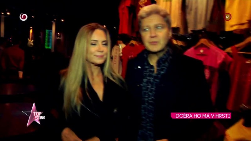 DCÉRA HO MÁ V HRSTI