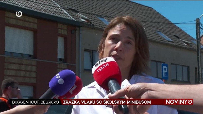 ZRÁŽKA VLAKU SO ŠKOLSKÝM MINIBUSOM