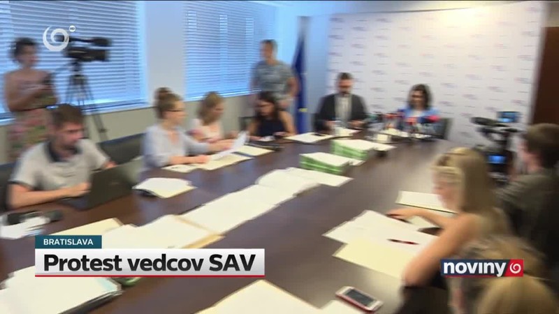 Protest vedcov SAV