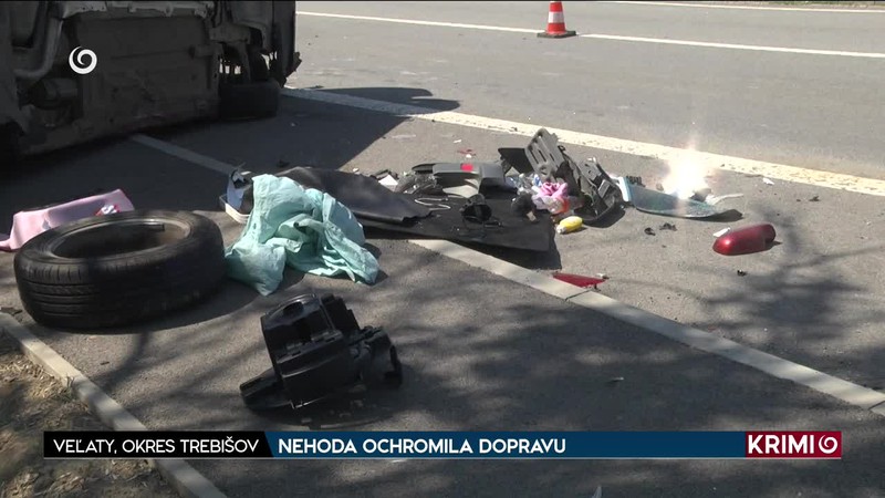 NEHODA OCHROMILA DOPRAVU