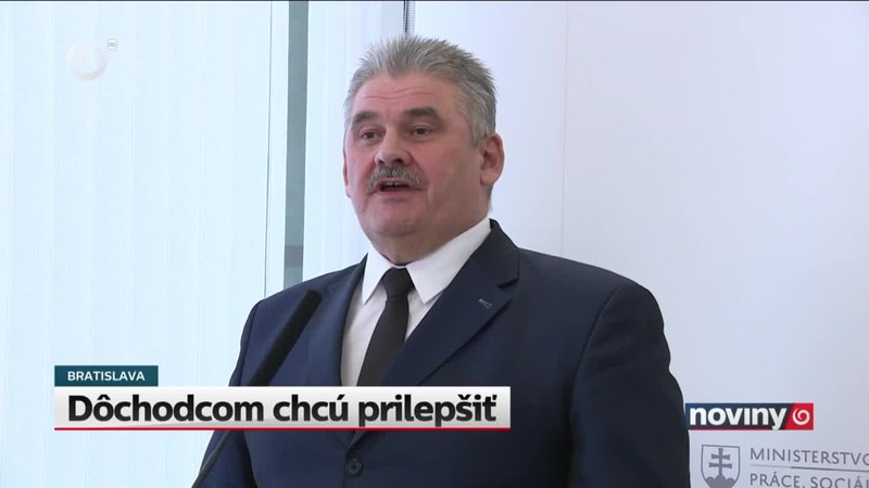 Dôchodcom chcú prilepšiť