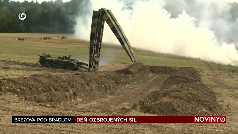 DEŇ OZBROJENÝCH SÍL