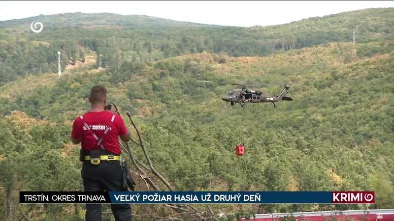 VEĽKÝ POŽIAR HASIA UŽ DRUHÝ DEŇ