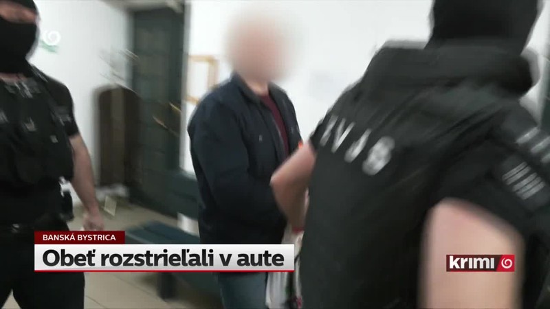 Obeť rozstrieľali v aute