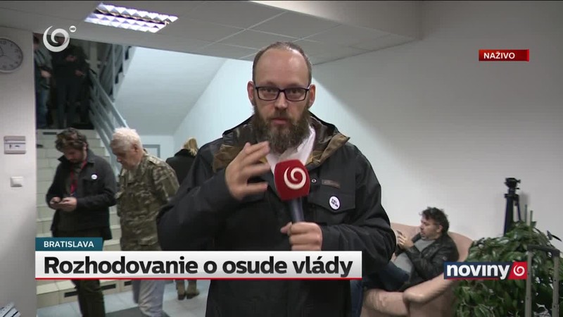 Rozhodovanie o osude vlády