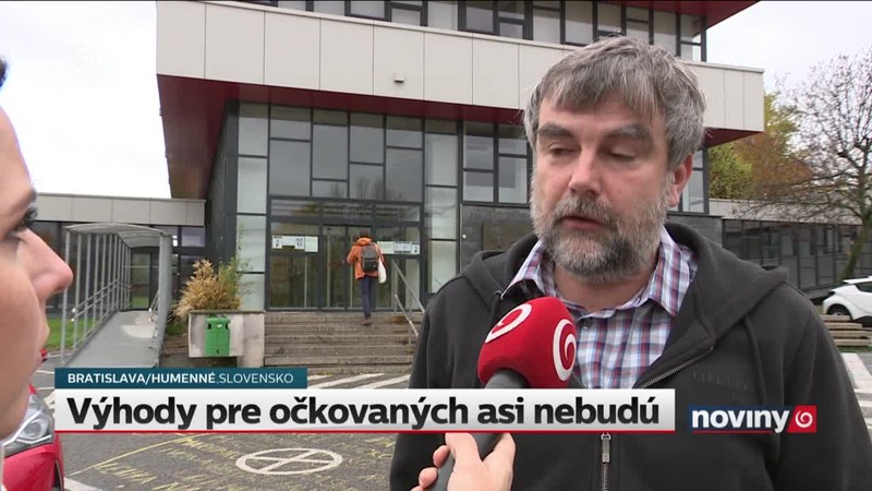 Výhody pre očkovaných asi nebudú