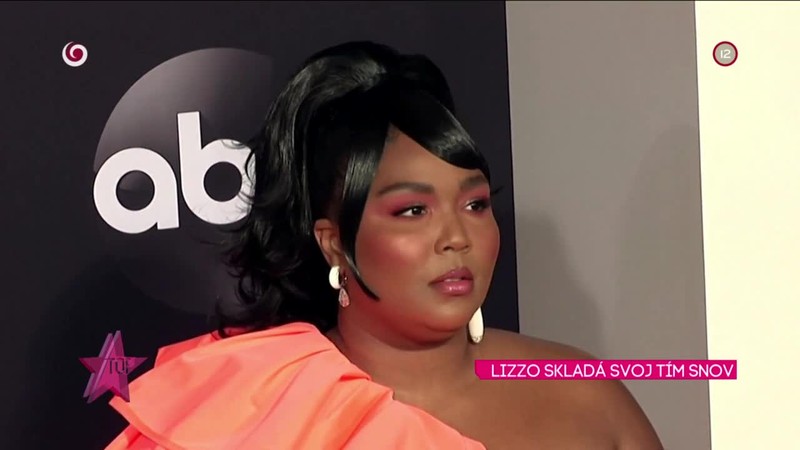 LIZZO SKLADÁ SVOJ TÍM SNOV