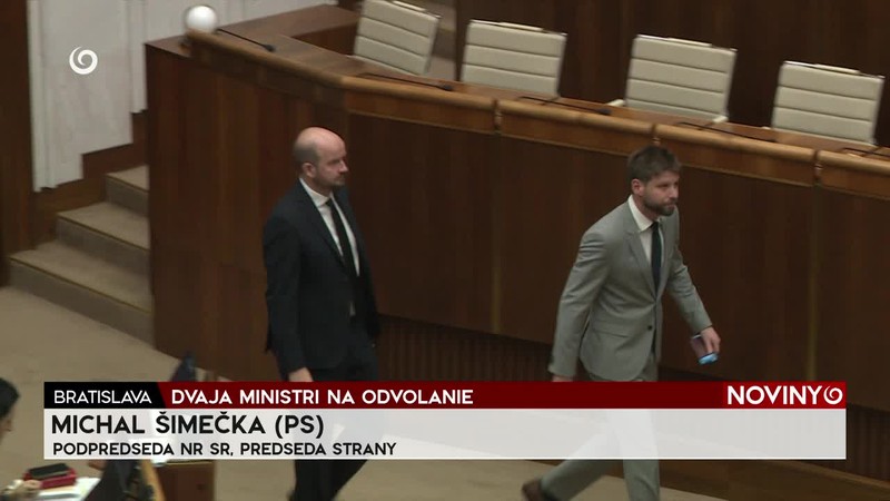 DVAJA MINISTRI NA ODVOLANIE