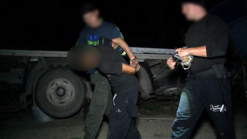 Dvojica zlodejov už po druhýkrát dostala po prstoch
