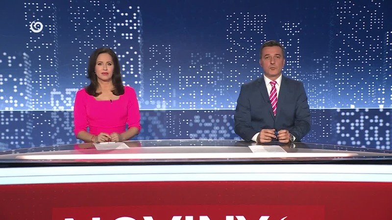 POZOROVALI STE KOMÉTU?