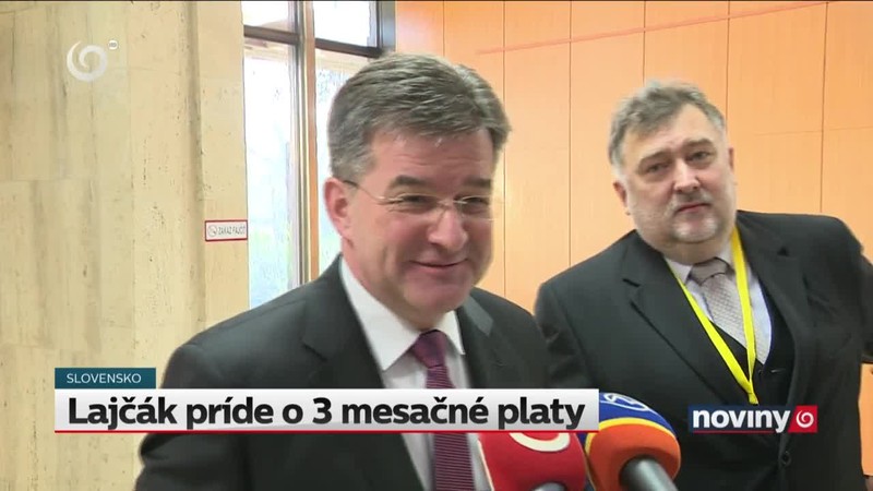 Lajčák príde o 3 mesačné platy