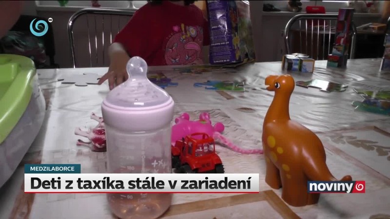 Deti z taxíka stále v zariadení