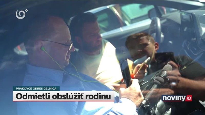 Odmietli obslúžiť rodinu