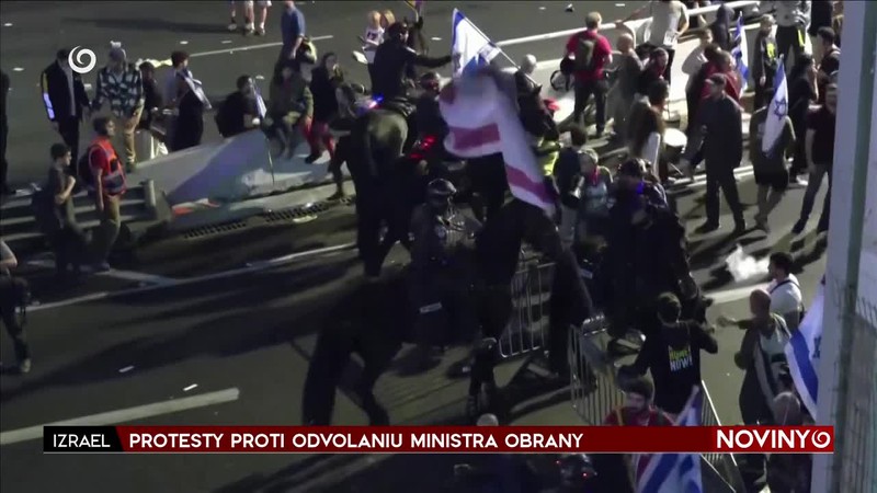 PROTESTY PROTI ODVOLANIU MINISTRA OBRANY
