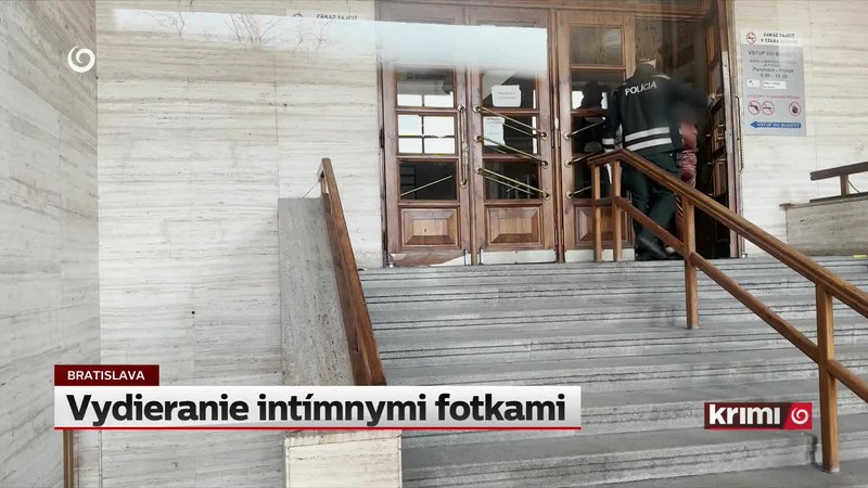 Vydieranie intímnymi fotkami