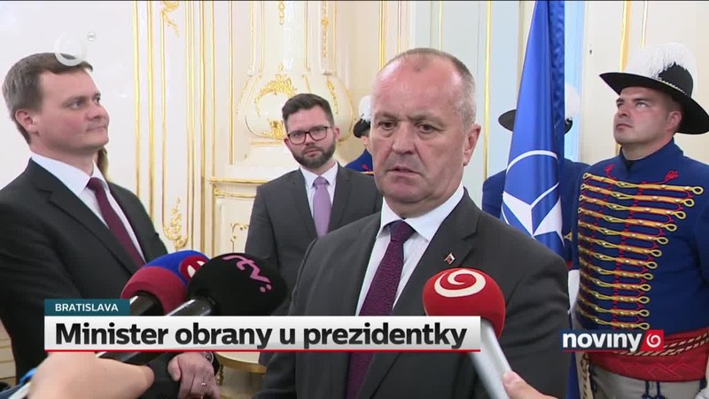Minister obrany u prezidentky