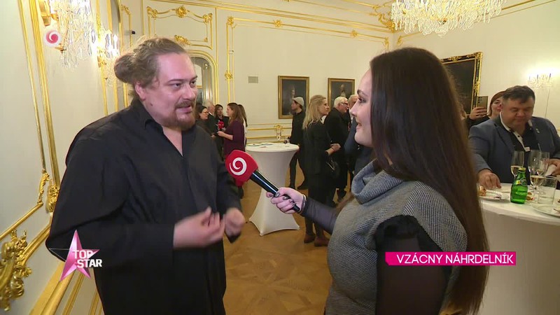 VZÁCNY NÁHRDELNÍK