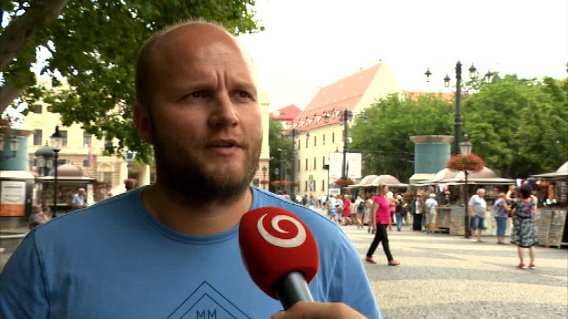 Dva vrtuľníky Black Hawk sú už na Slovensku. Posádka cvičila v USA