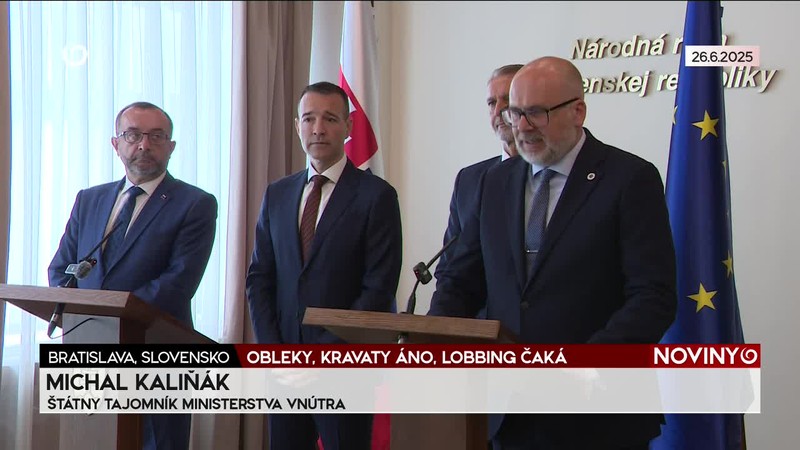 OBLEKY, KRAVATY ÁNO, LOBBING ČAKÁ