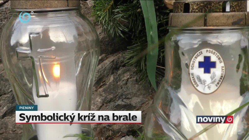 Symbolický kríž na brale