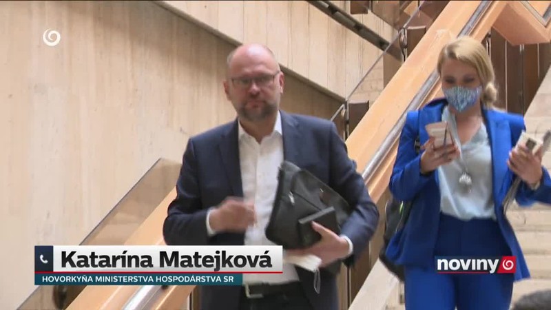 Nákup testov testuje koalíciu