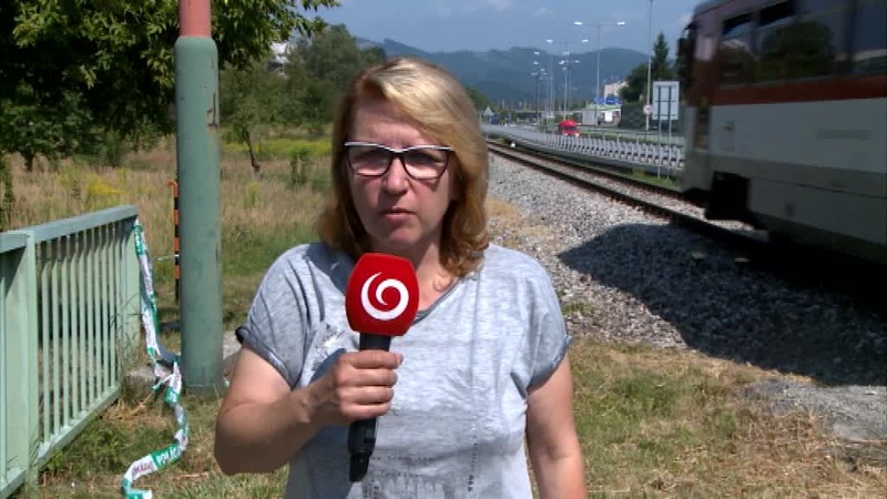 Vlak zrazil cyklistku, vážnym zraneniam podľahla
