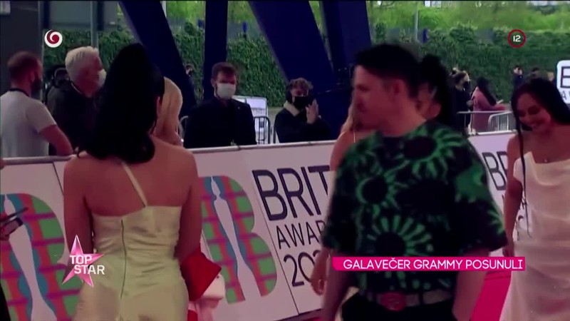 GALAVEČER GRAMMY POSUNULI