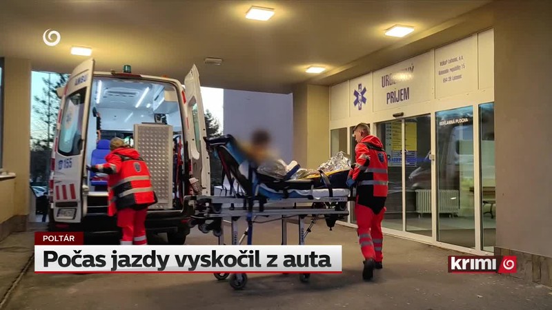 Počas jazdy vyskočil z auta