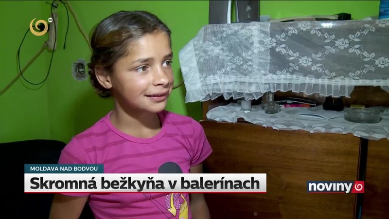 Skromná bežkyňa v balerínach