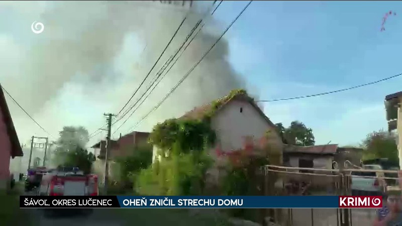 OHEŇ ZNIČIL STRECHU DOMU