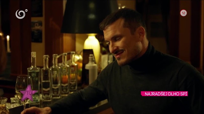 NAJRADŠEJ DLHO SPÍ