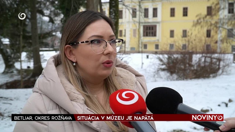 SITUÁCIA V MÚZEU JE NAPÄTÁ