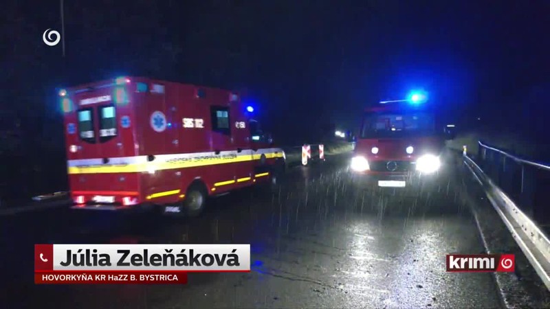 Dodávka napichnutá na zvodidlá