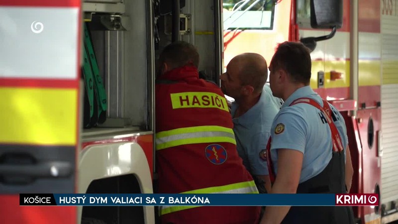 HUSTÝ DYM VALIACI SA Z BALKÓNA