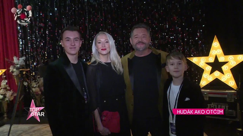 HUDÁK AKO OTČIM
