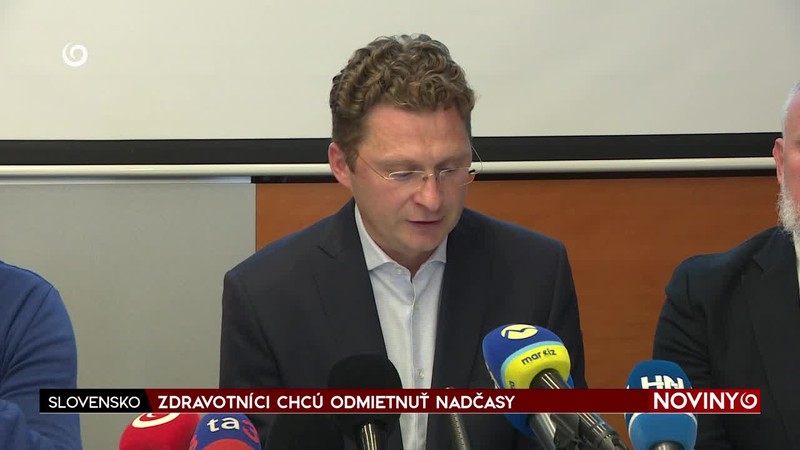 ZDRAVOTNÍCI CHCÚ ODMIETNUŤ NADČASY