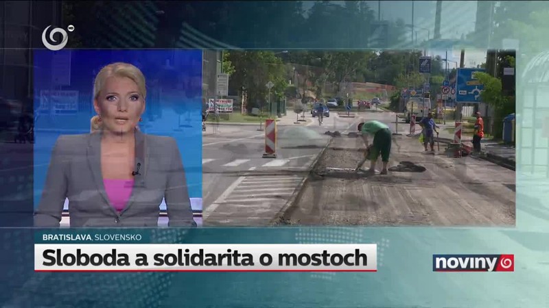 Kamióny uviazli v kolónach