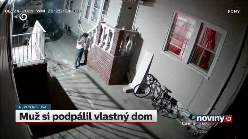 Muž si podpálil vlastný dom