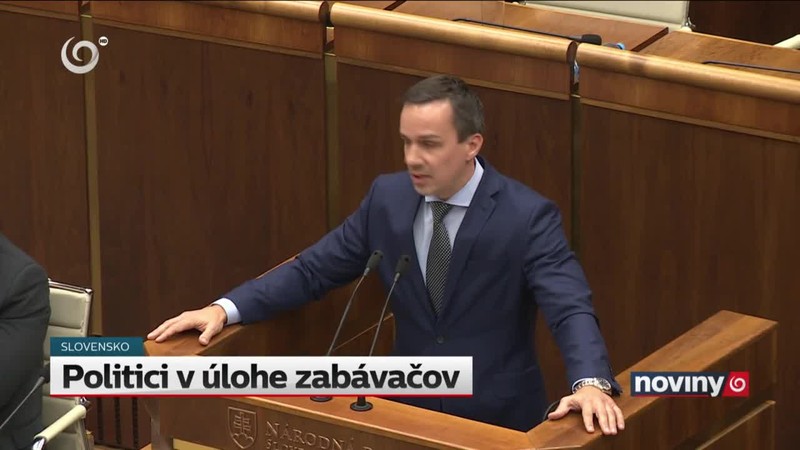 Politici v úlohe zabávačov